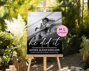 Grad Sign Canva Templates