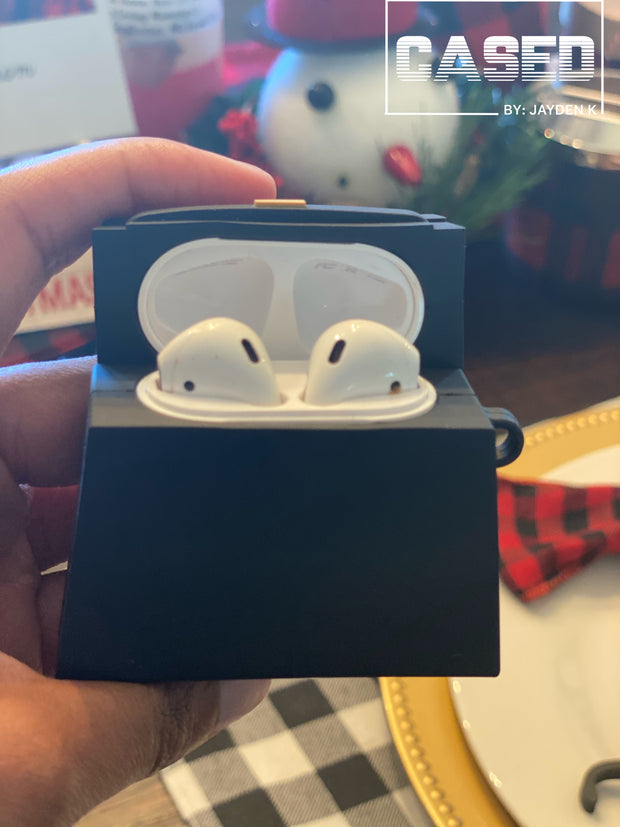 CASED Purse AirPod Case